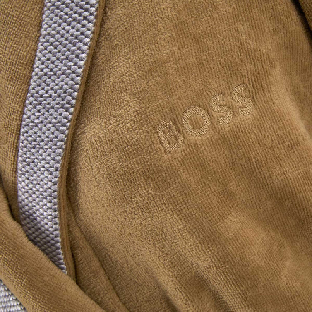 Detail van damesbadjas Lord W Camel van Hugo Boss