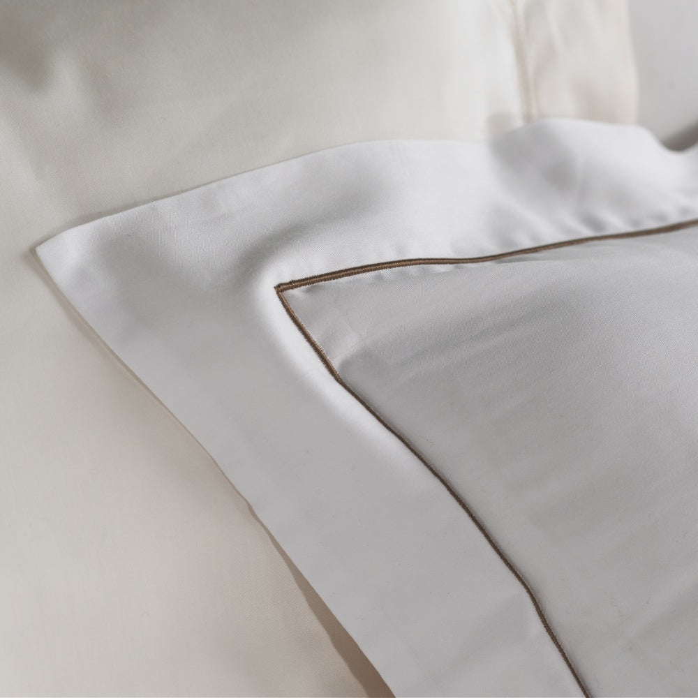 volantsloop Linea satijn van Lysdrap - drap à volant Linea satin de coton de Lysdrap - Oxford pillowcase Linea cotton satin from Lysdrap