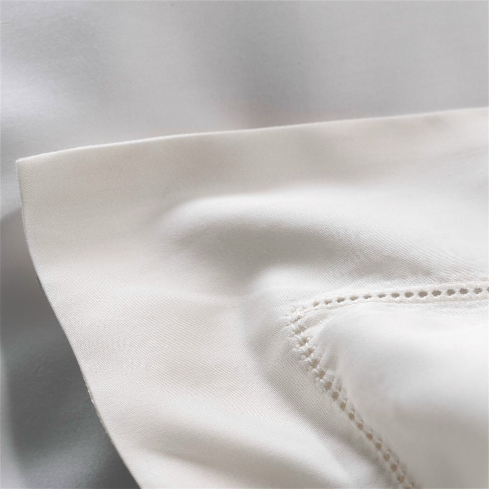 laken Apertio satijn van Lysdrap - drap Apertio satin de coton de Lysdrap - sheet Apertio cotton satin from Lysdrap